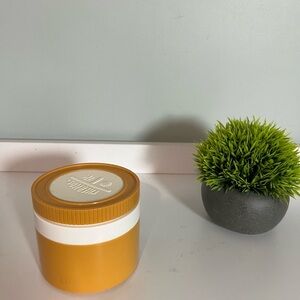 Thermos Insulated Jar Vintage Gold Color Like New Condition.